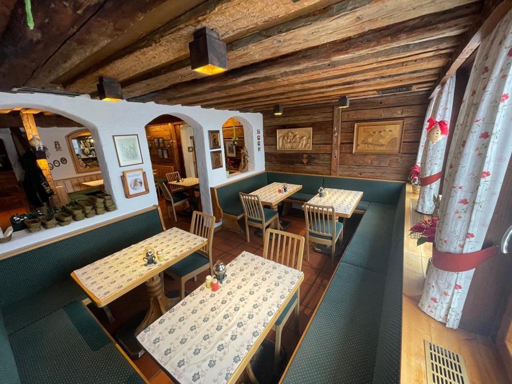 Restaurant-Pension Dorfwirt Bad Kleinkirchheim Eksteriør billede