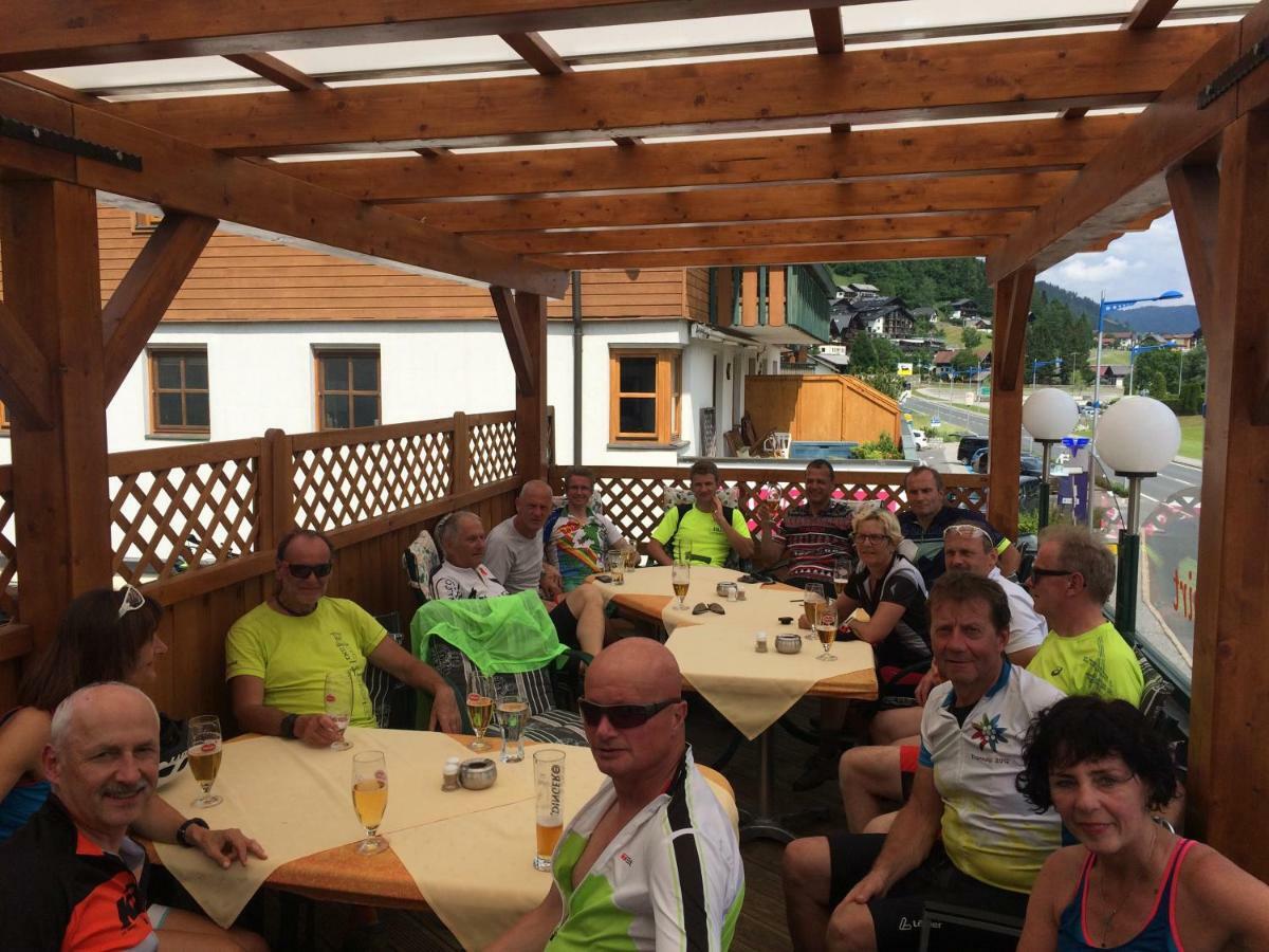 Restaurant-Pension Dorfwirt Bad Kleinkirchheim Eksteriør billede